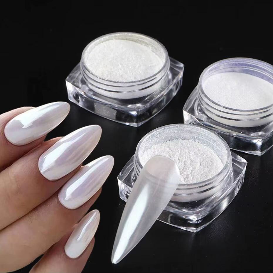 Poudre de paillettes pour ongles blanc nacré effet lune