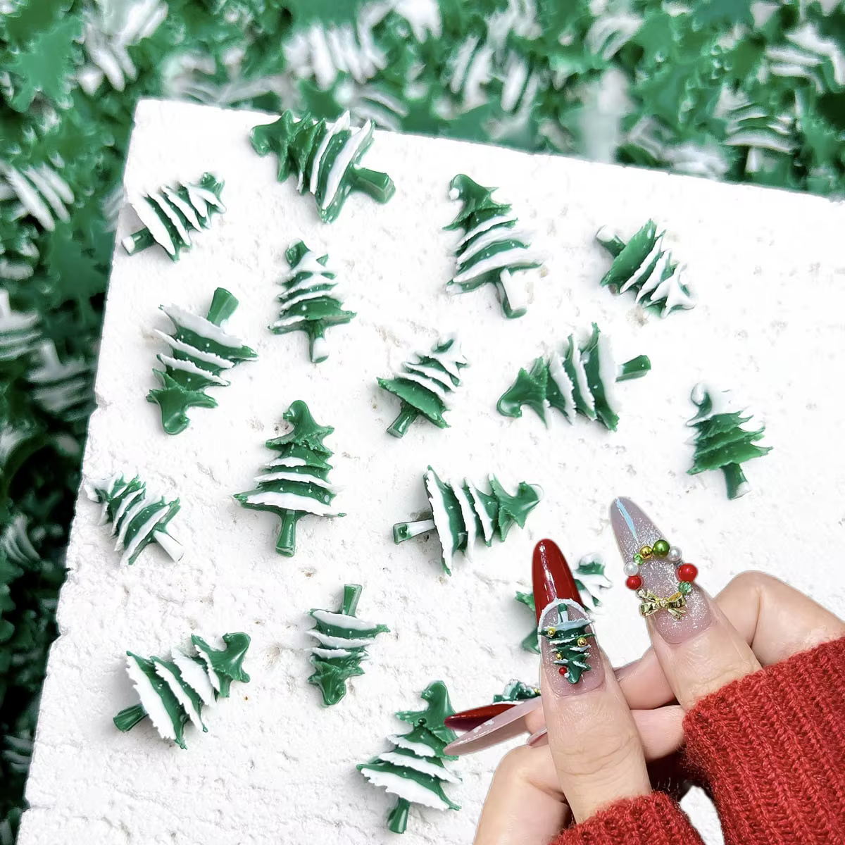 50 pièces 3D créatif arbre de noël résine Nail Art breloques dessin animé simulé neige vert