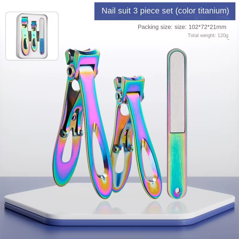 Ensemble d'outils coupe-ongles couleur titane
