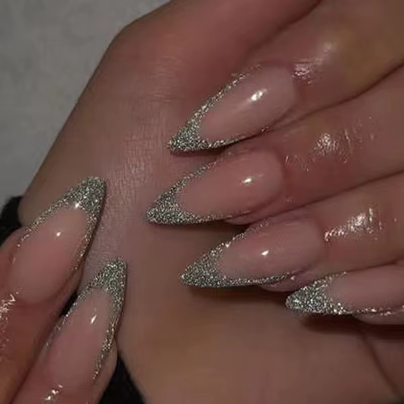 Faux ongles réutilisables