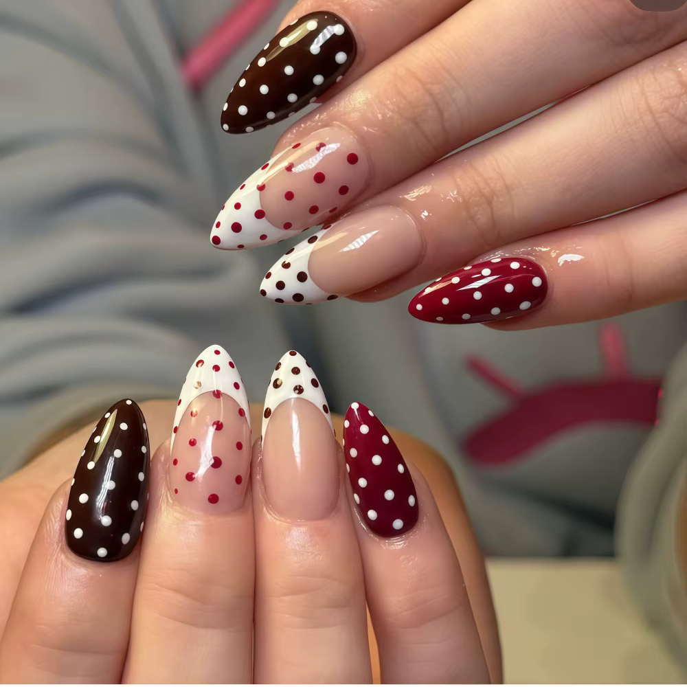 Faux ongles mi-longs pour femmes et filles