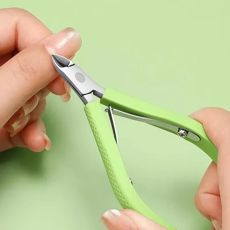 Pinces à cuticules manucure des ongles ciseaux