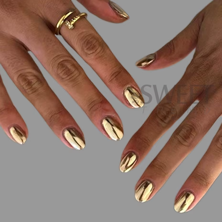 Poudre à ongles chromée argentée
