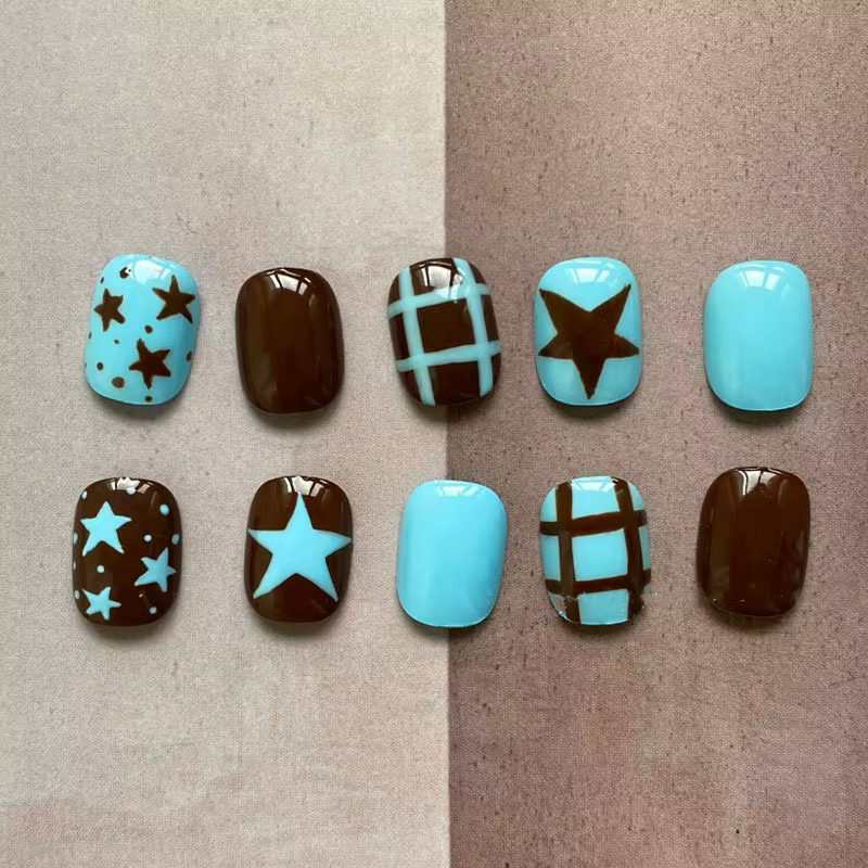 30 faux ongles blanc laiteux