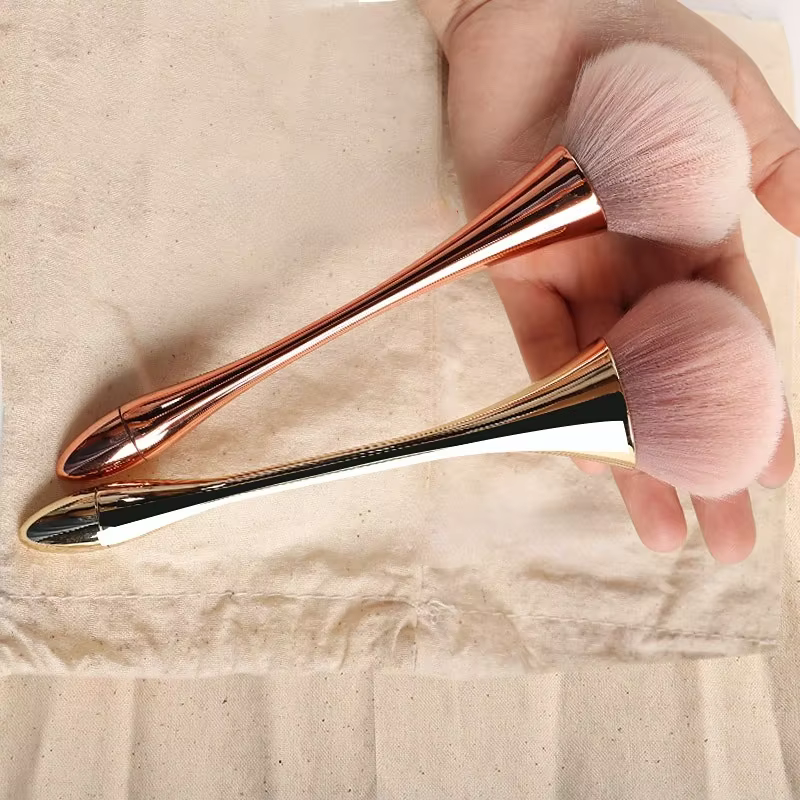 Brosse de nettoyage de la poussière des ongles
