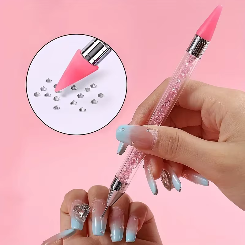 Brosse à ongles pour manucure