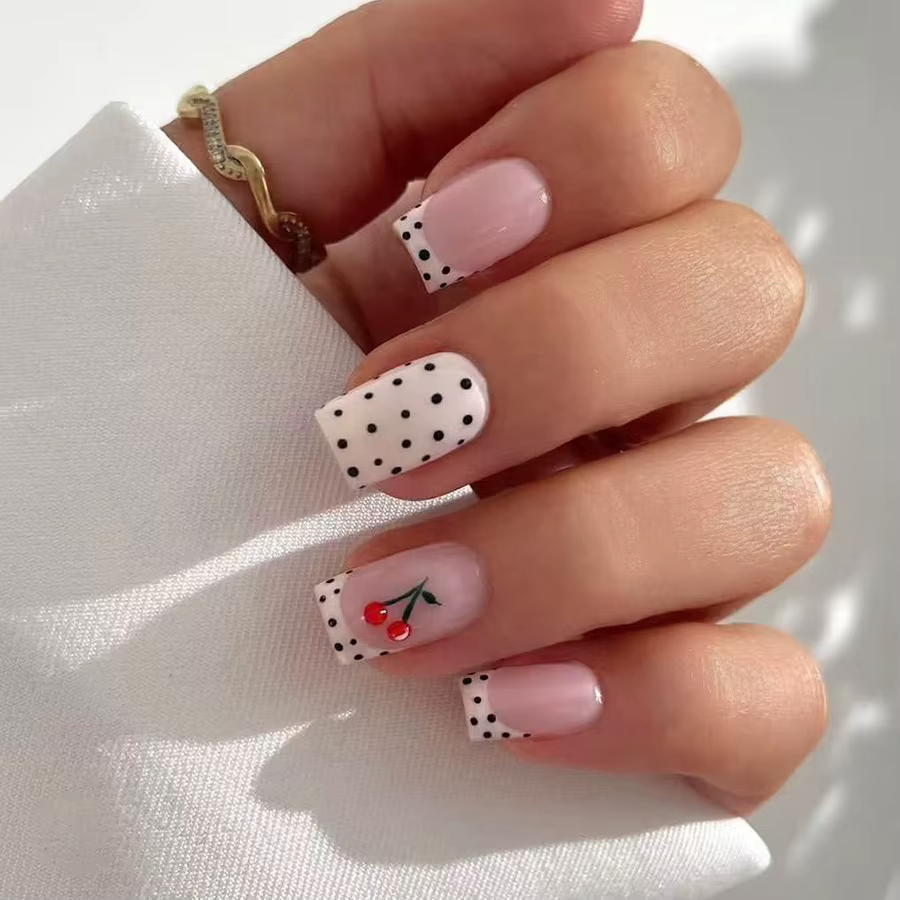 Faux ongles français rouge vin