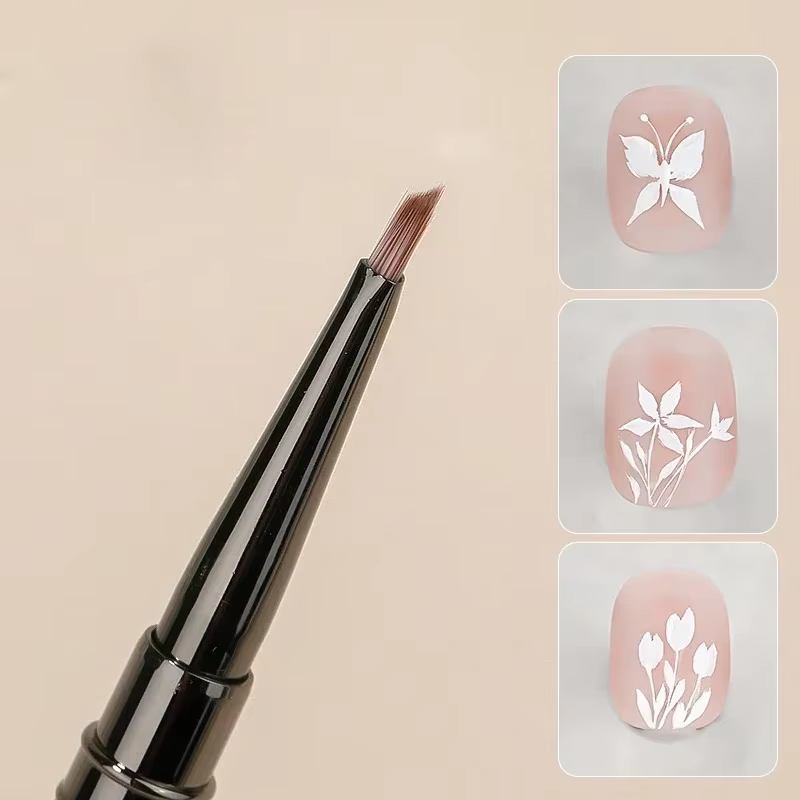 Pinceau triangulaire pour la peinture des ongles