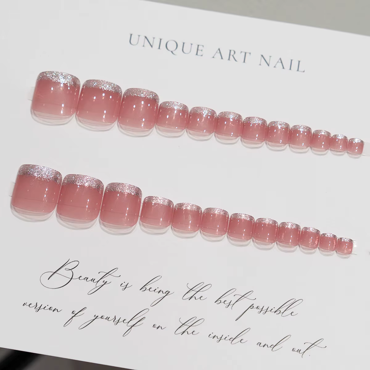 Faux ongles carrés courts pour les orteils