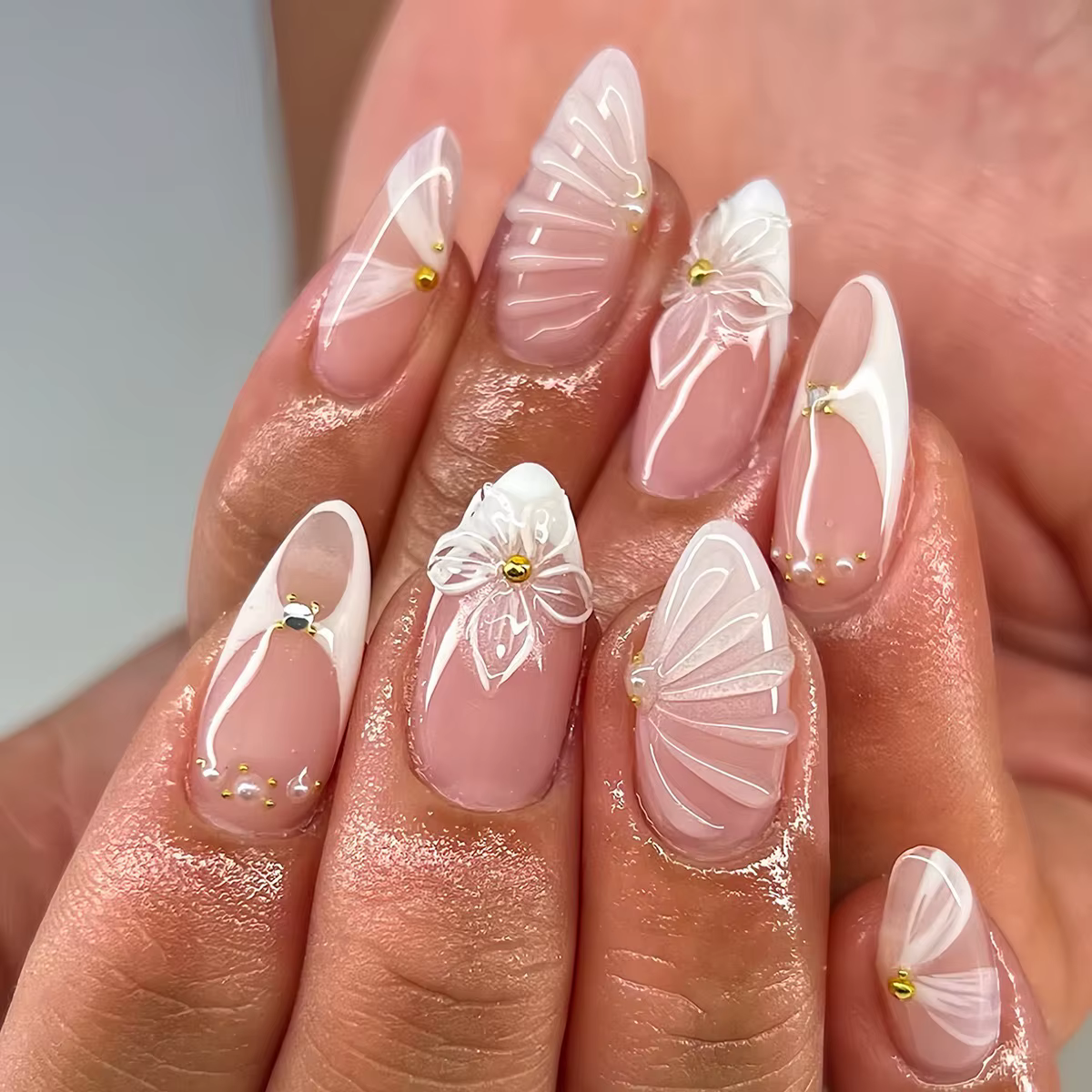 24 pièces amande dorée presse sur ongles faux
