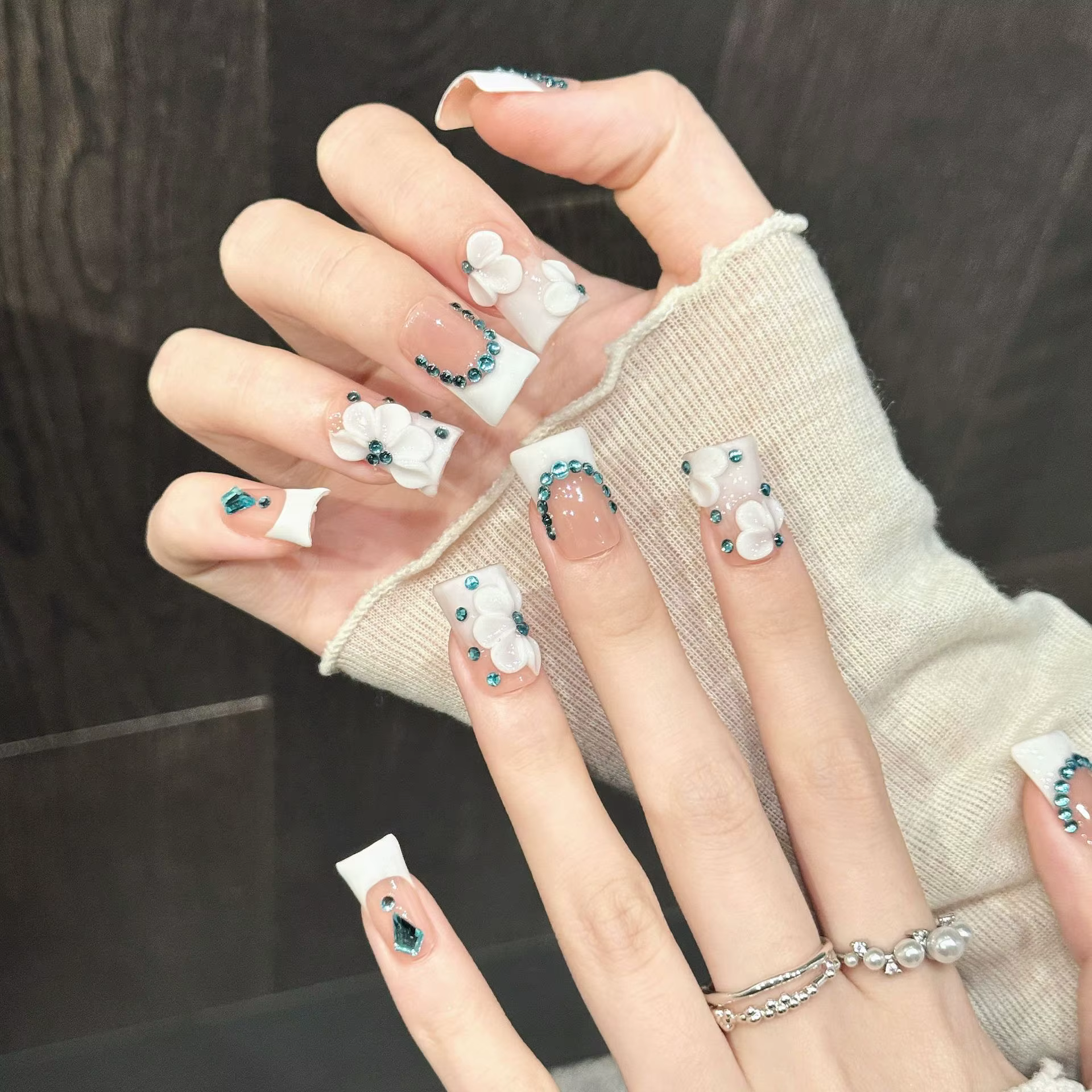 10 pièces d'ongles pressés faits à la main