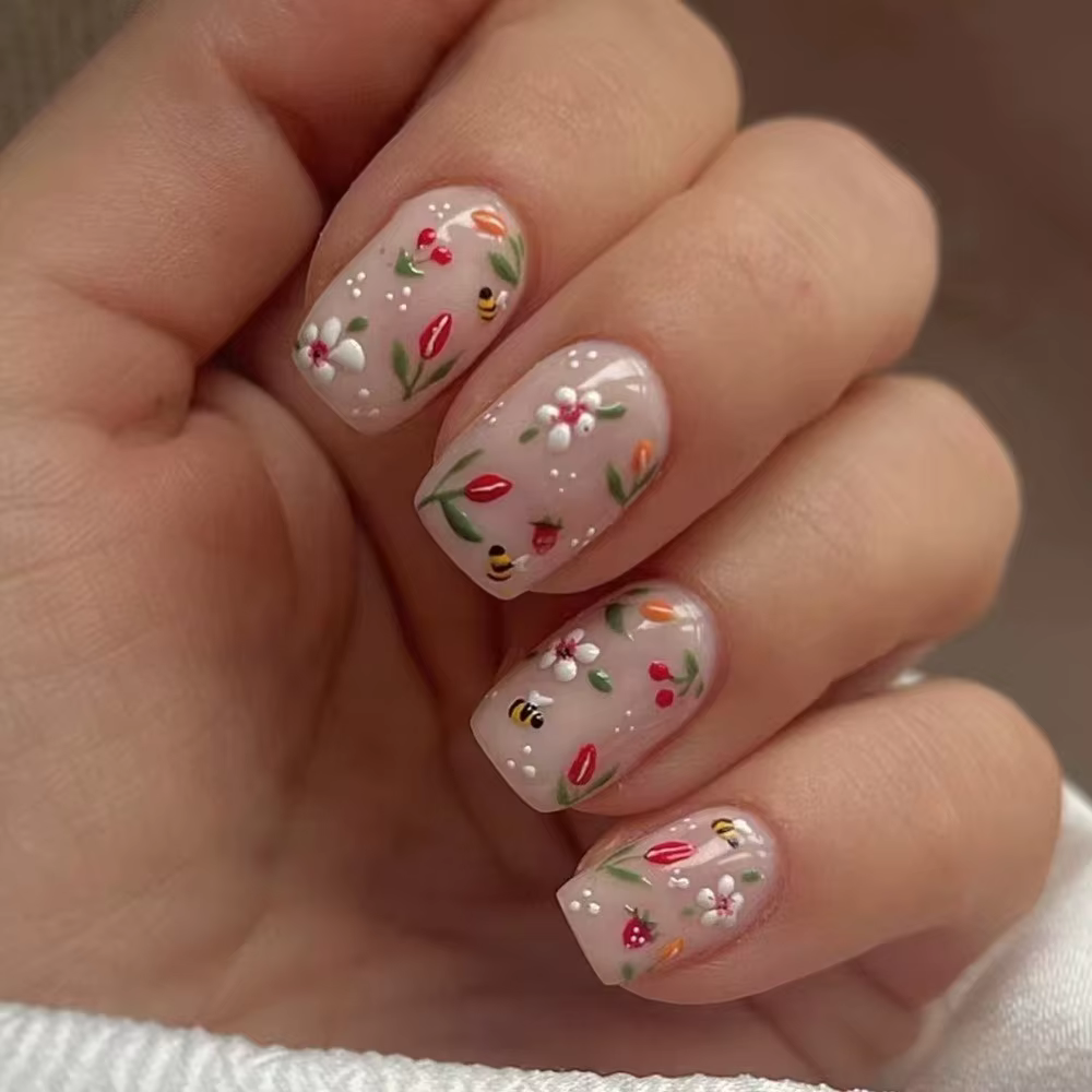 24 faux ongles carrés à presser