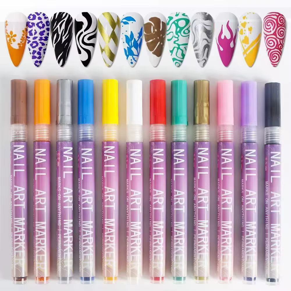 Ensemble de 12 marqueurs acryliques pour nail art