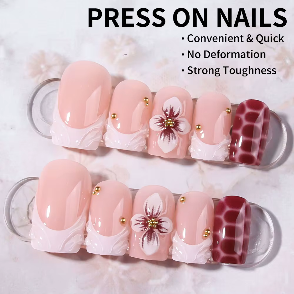 24 pièces par ensemble. Faux ongles carrés courts en gel 3D avec fleurs