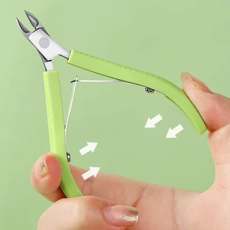 Pinces à cuticules manucure des ongles ciseaux