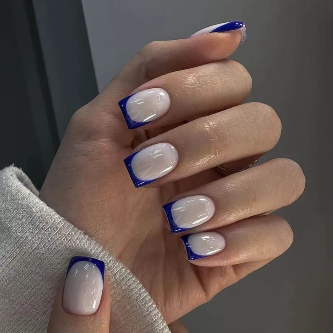 Jaune mode française portable Nail Art été Simple court amande faux ongles détachable fini