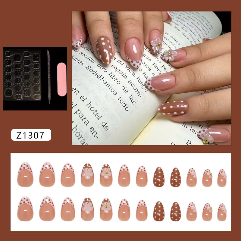 Faux ongles à presser en amande