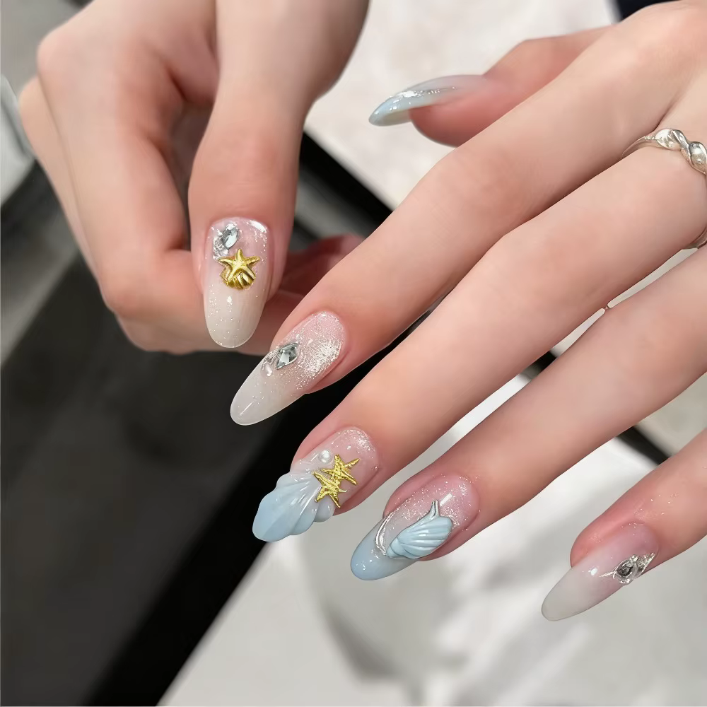 Strass pour nail art sur le thème de l'océan