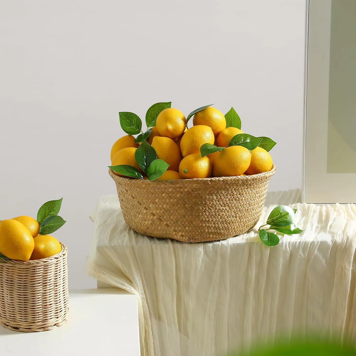 Lot de 12 faux citrons jaunes, fruits artificiels, citrons factices, simulation réaliste pour la limonade, la fête, la table de cuisine, les décorations d'été