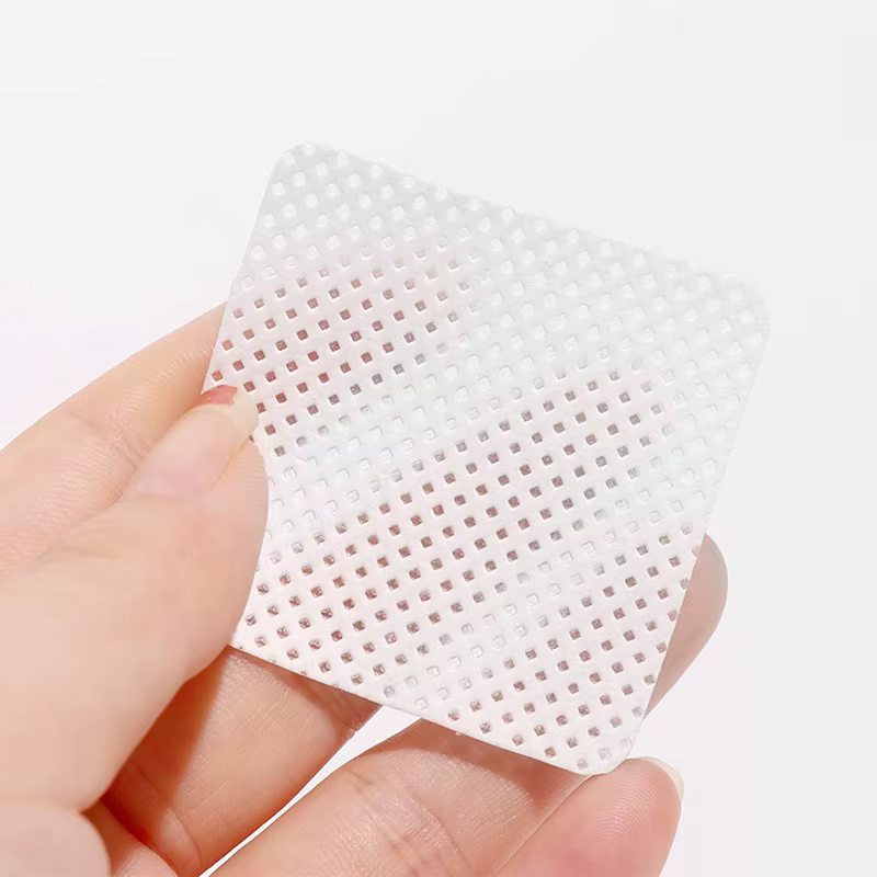 Lingettes dissolvant de vernis à ongles non pelucheuses
