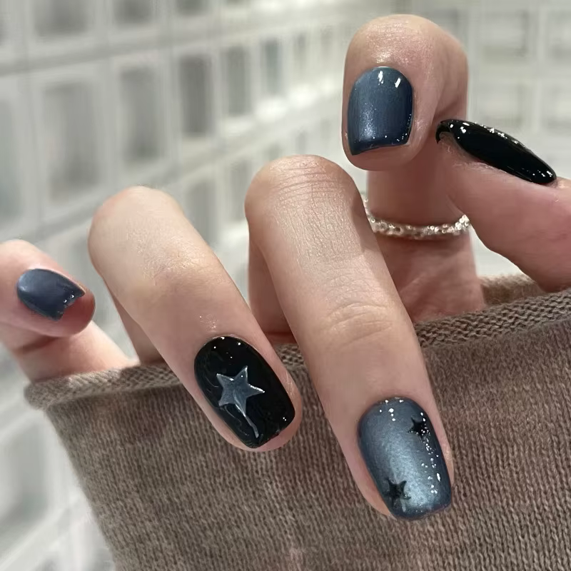 Faux ongles ronds courts