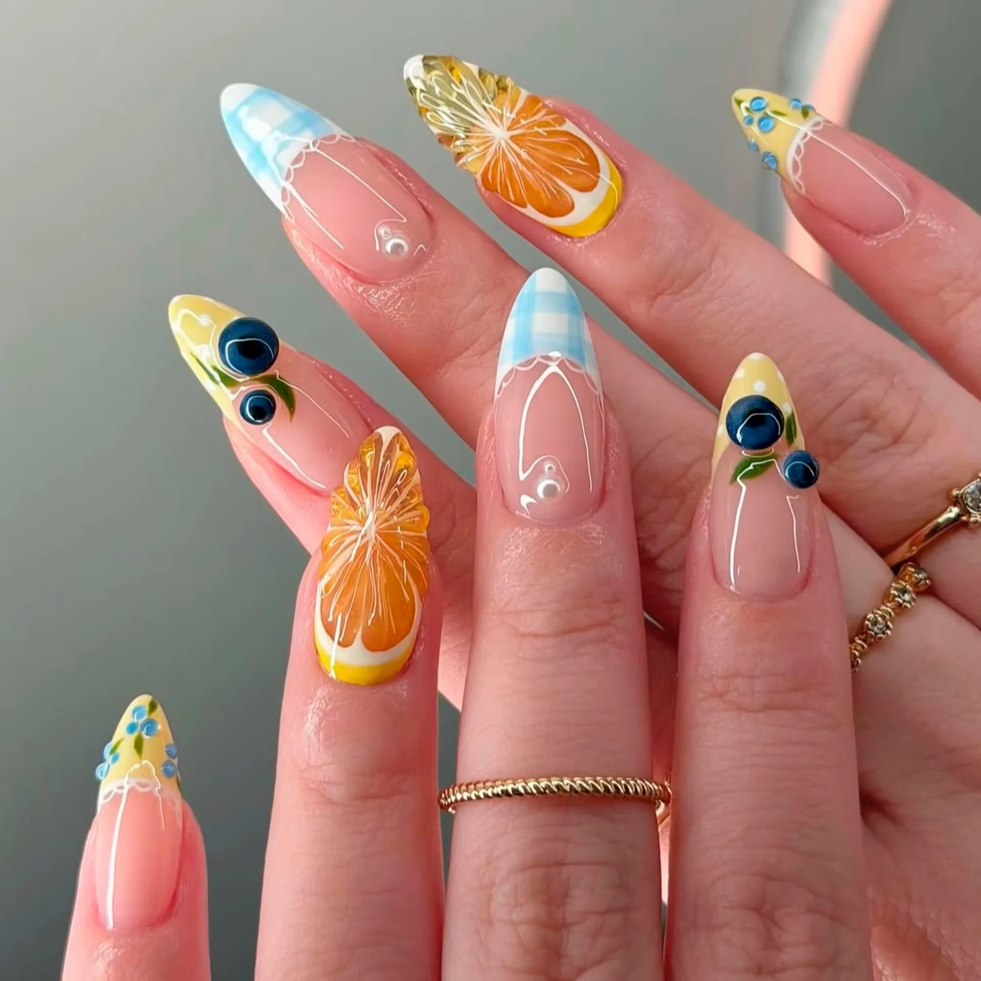 Faux ongles à presser en amande