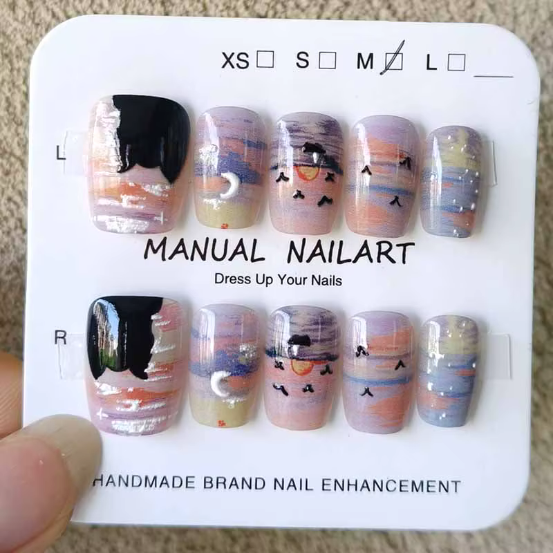 10 pièces automne et hiver Nail Art Maillard presse sur les ongles dessin animé mignon givré raton laveur peinture à