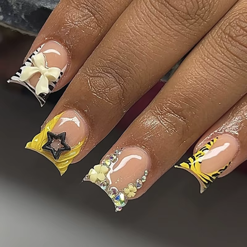 Zèbre rayures jaune blanc français Nail Art brillant strass fleur étoile faux ongles détachable fini