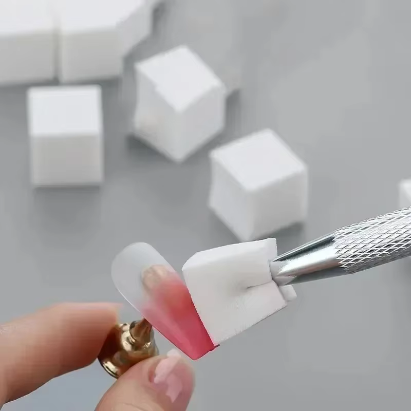 Kit d'accessoires de manucure : Éponge carrée pour nail art + Pinceaux dégradés pour ongles + Stylo applicateur de gel – Outils tout-en-un pour la création de designs d'ongles DIY