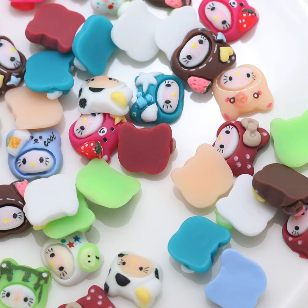 50 Pièces/Paquet Breloques pour Ongles Chat Mignon - Couleurs Assorties KT Kitty