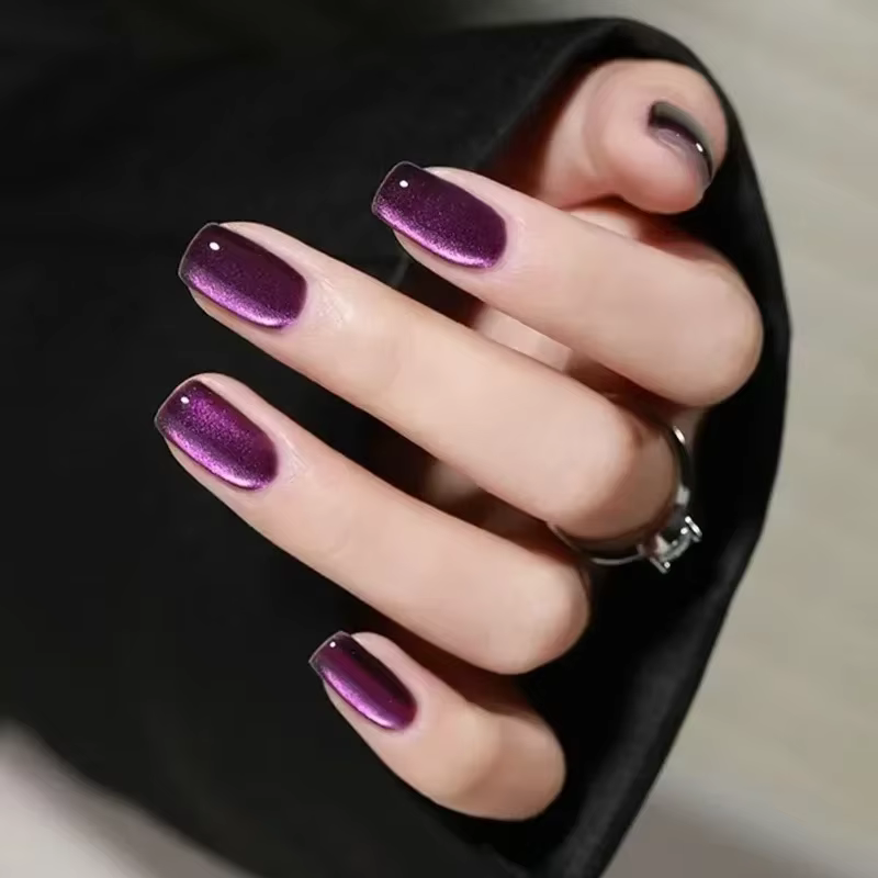Faux Ongles en Forme d'Oeil de Chat