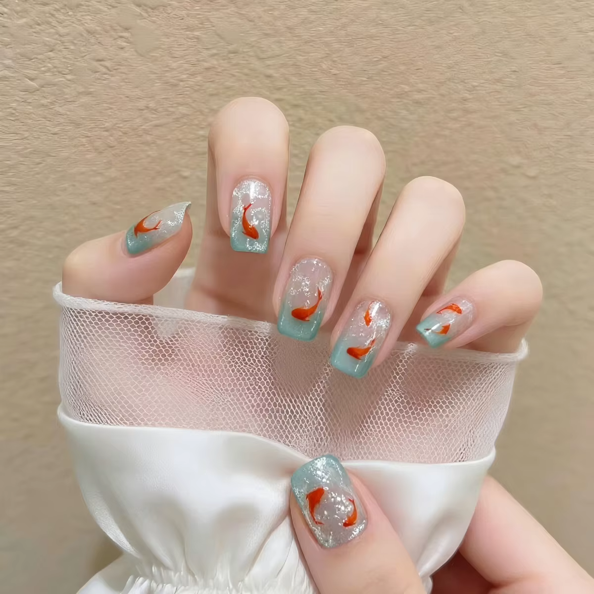 Autocollants pour ongles en forme de poisson Koi rouge
