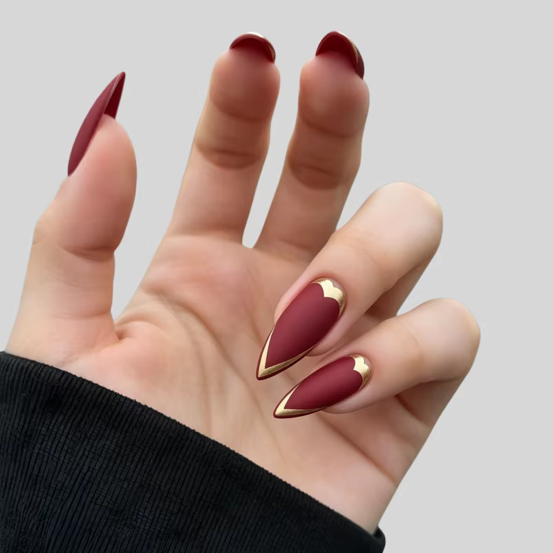 24 faux ongles texturés 3D plaqués or