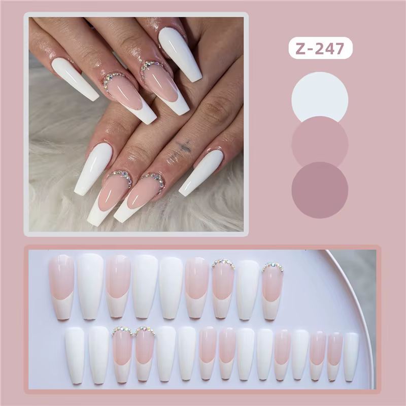 Faux ongles artificiels blancs U colorés