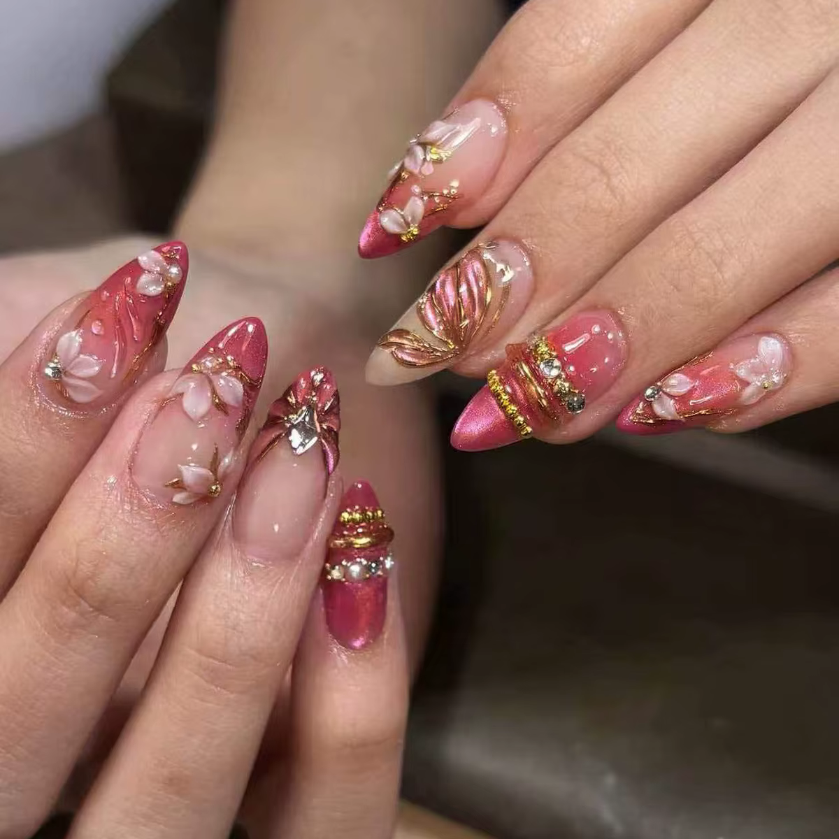 24 faux ongles en amande de luxe