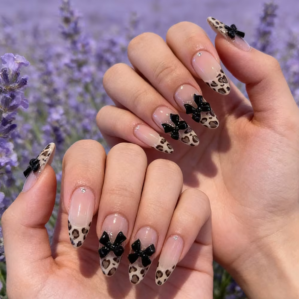 24 faux ongles français en amande
