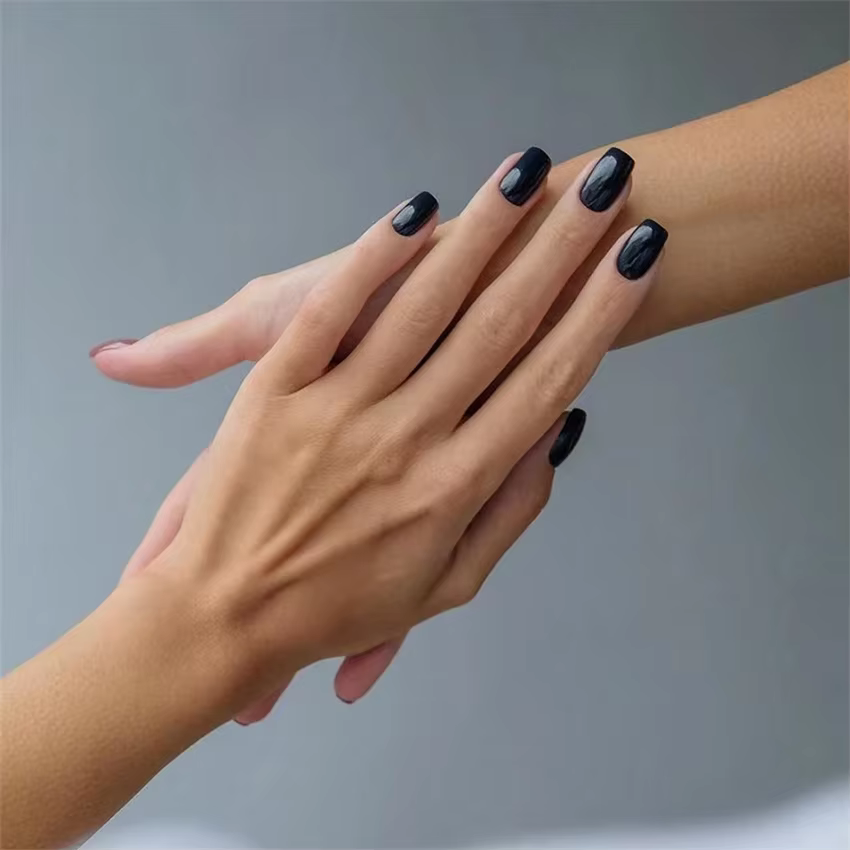24 pièces/ensemble Simple moyen Long presse sur Nail Art couverture complète couleur unie tête carrée portant des faux