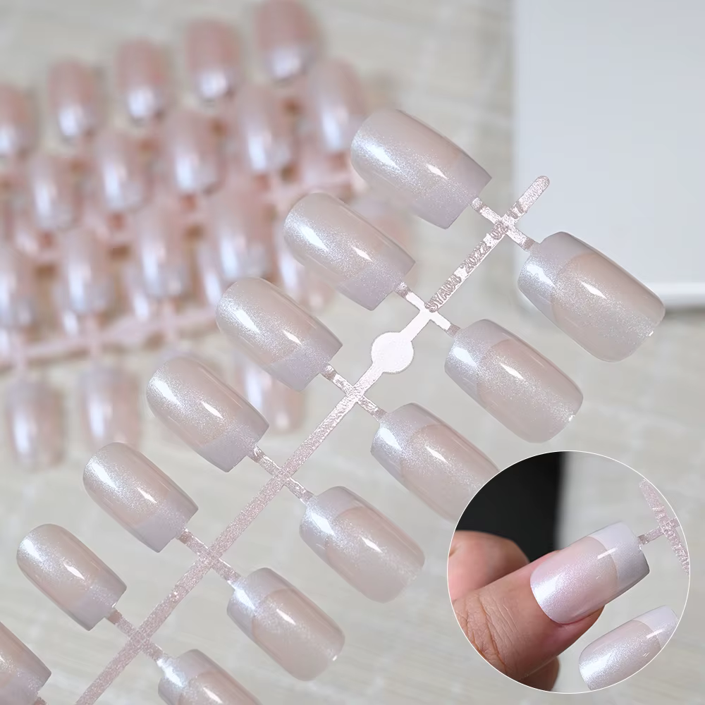 Faux ongles à tête carrée nacrée Simple