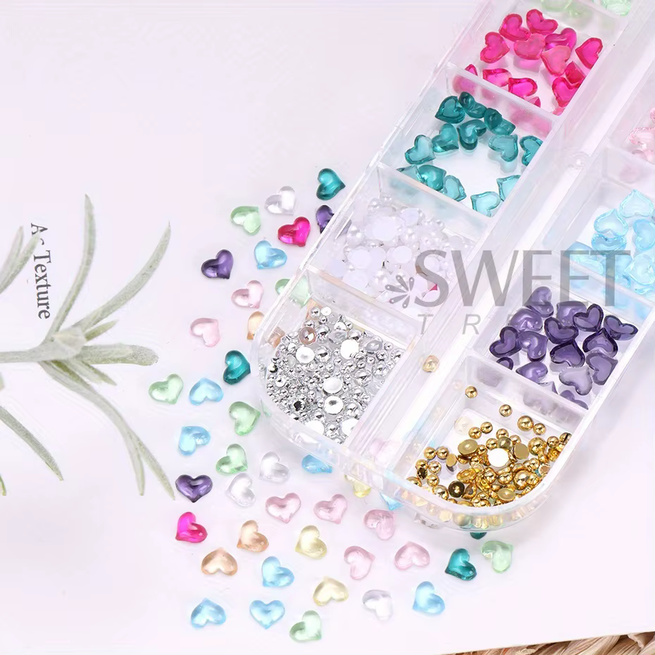 12 grilles en forme de cœur pour Nail Art
