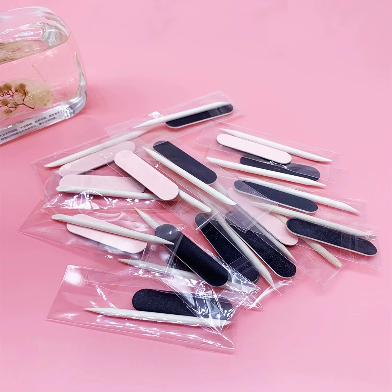 20 paquets d'outils et d'accessoires pour ongles comprenant des mini limes