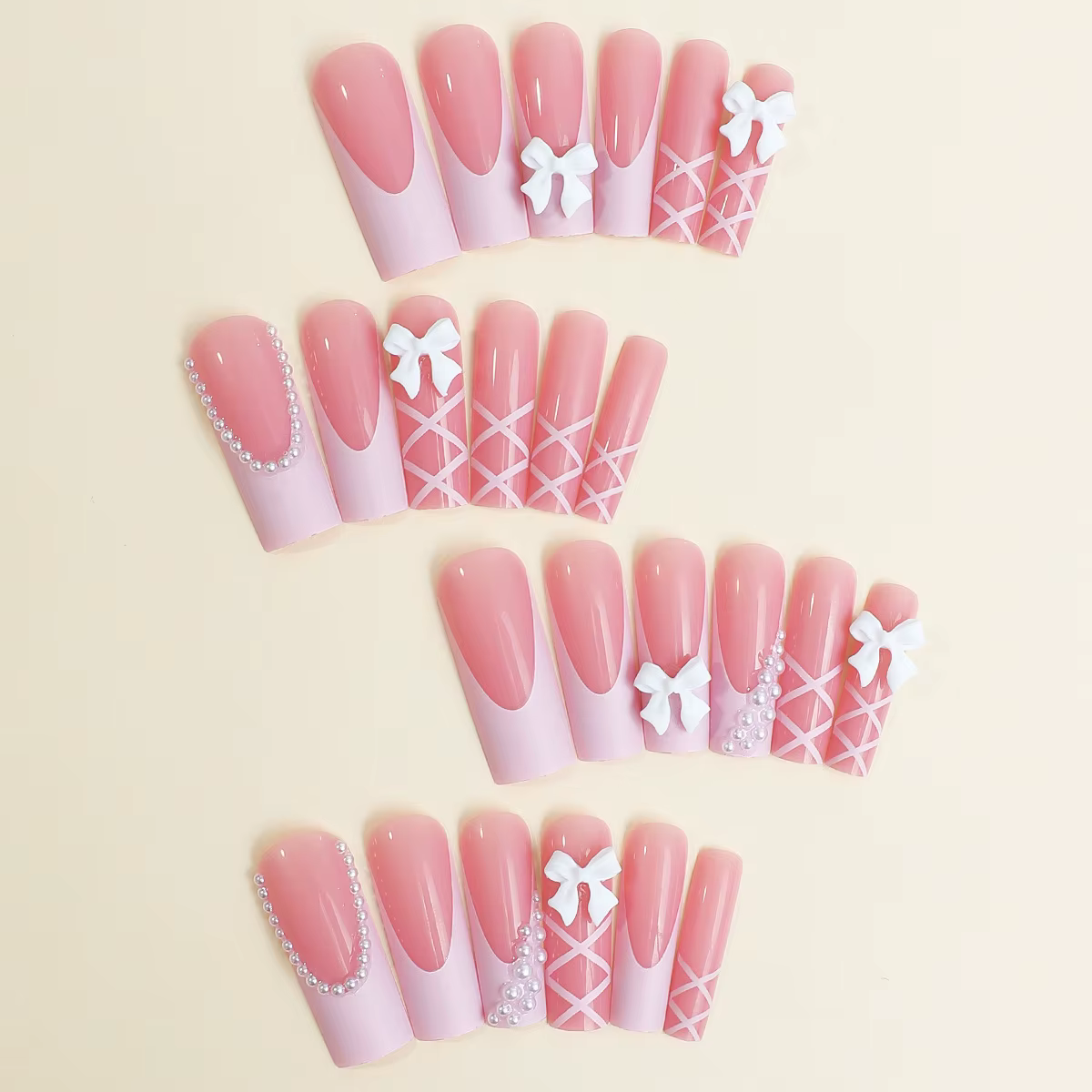 Faux ongles décoratifs avec nœud blanc