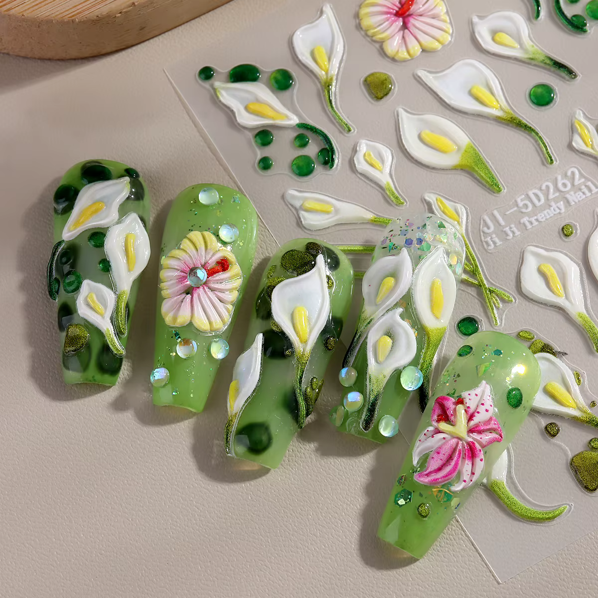 Autocollants pour ongles 5D printemps-été à motifs floraux roses et léopard