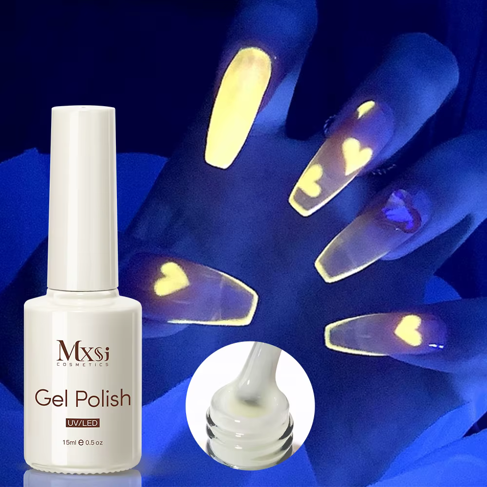 Vernis à ongles Gel UV brillant dans la nuit