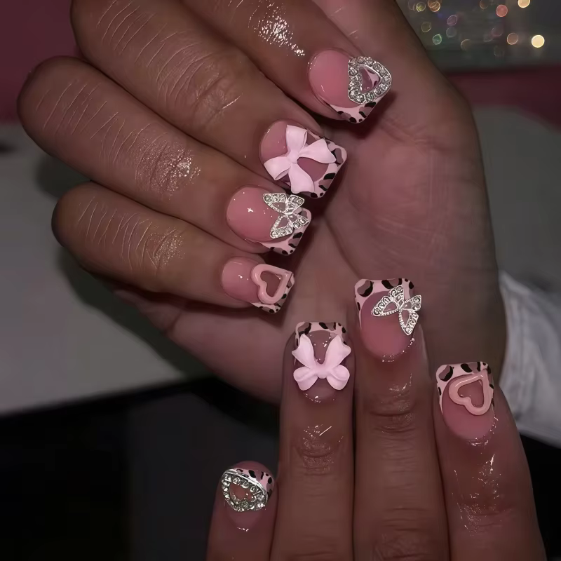 24 paires d’ongles artificiels de style minimaliste, à motifs léopard et de forme amande, élégants et simples, avec une touche de charme à la mode.