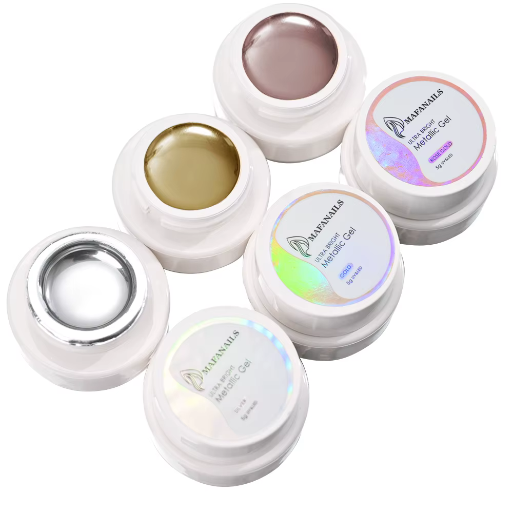 Vernis à ongles métallique miroir