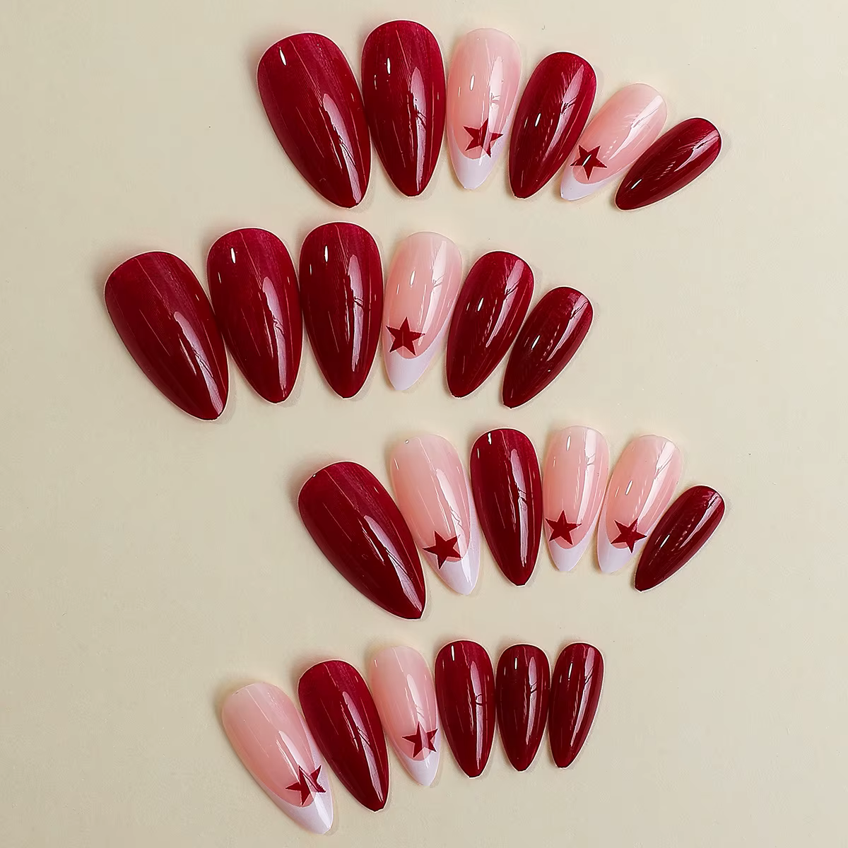 Faux ongles français rouge étoile à cinq branches