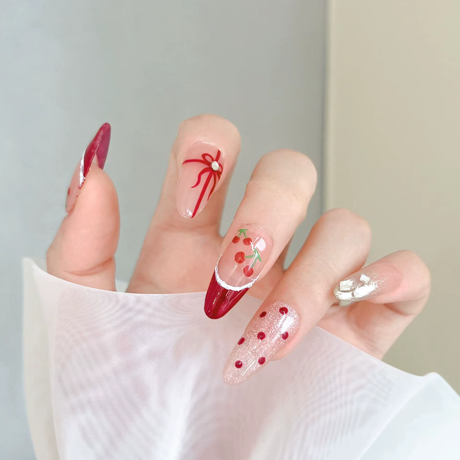 Autocollants 3D pour ongles motif cerises rouges