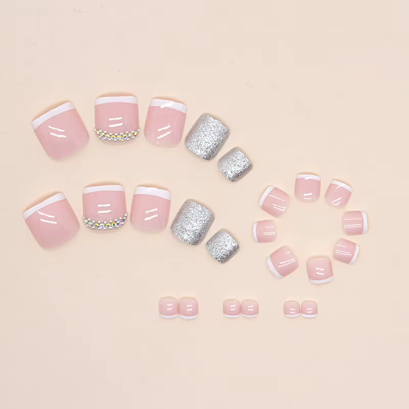 24 faux ongles de pieds avec colle