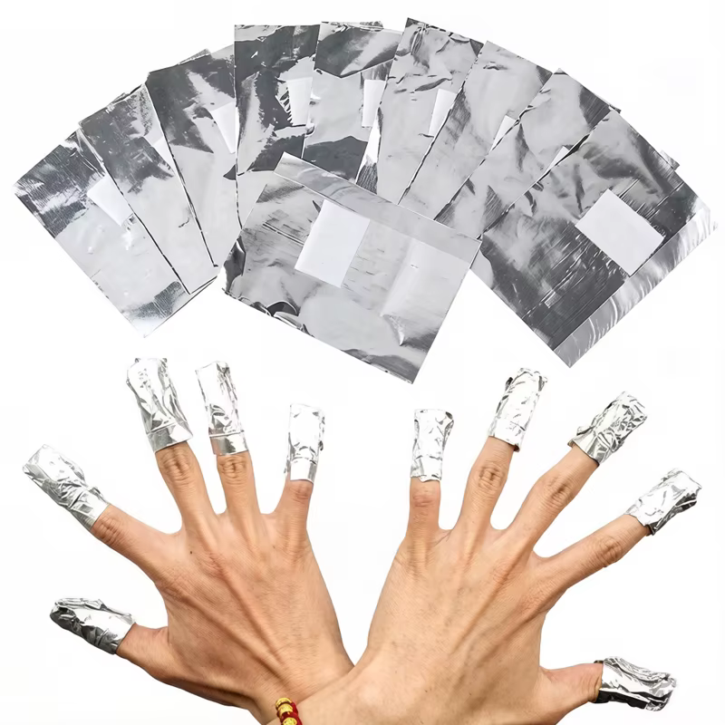 Feuilles de protection pour ongles avec tampon de coton