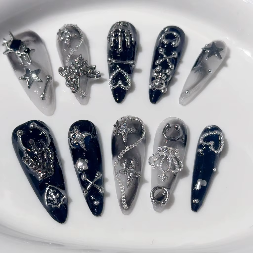 Menhera Spice Girls Presse Artisanale Sur Les Ongles Y2K Noir Blanc Rendu Longue Pointe Nail Art Papillon Star Couronne Cool Fau